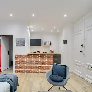 Beautiful - Champs Elysees Apartment
